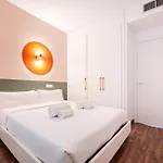 Ξενοδοχείο με διαμερίσματα Sweett - Casa Bailen 4*